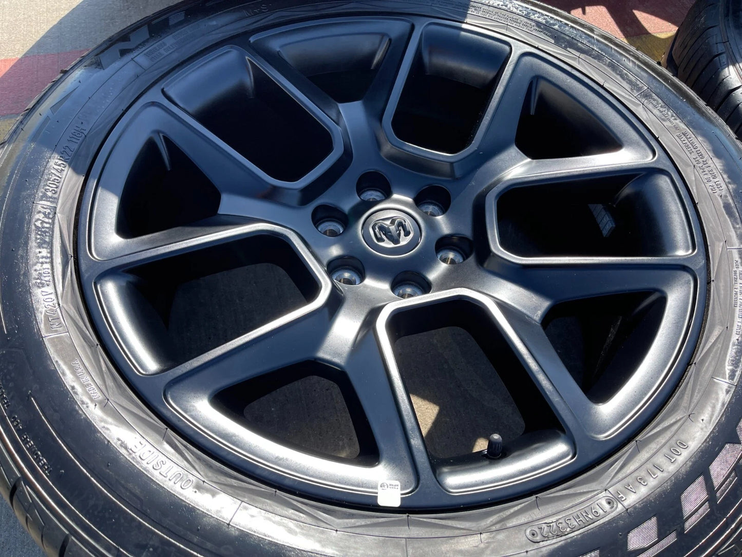 22" Dodge Ram 1500 OEM LIMITED Laramie 2684 2725 wheels rims NITTO
