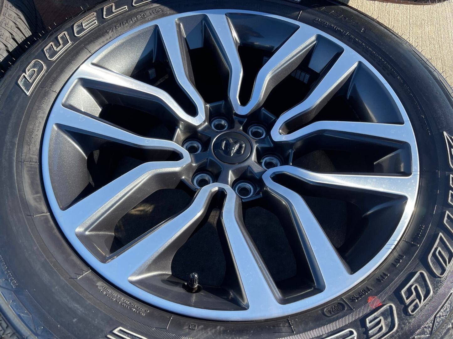20" Dodge Ram 1500 OEM Laramie Long Horn wheels rims tires 2024 2025 NEW