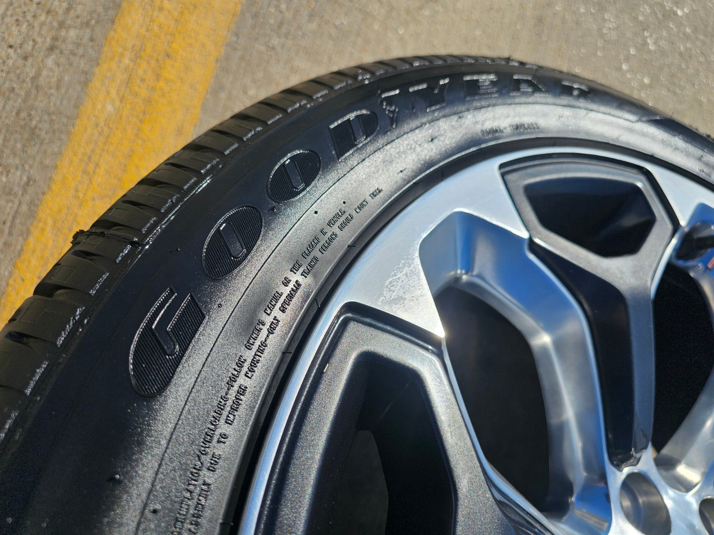 22" Dodge Ram 1500 OEM Laramie rims wheels tires 2685 GOODYEAR NEW
