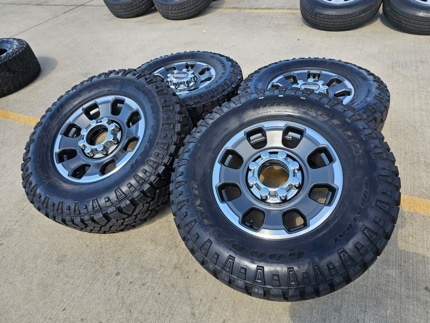 18" Ford F-250 F-350 OEM TREMOR rims wheels 10482 R/T 35" 2024 2025 2026 NEW