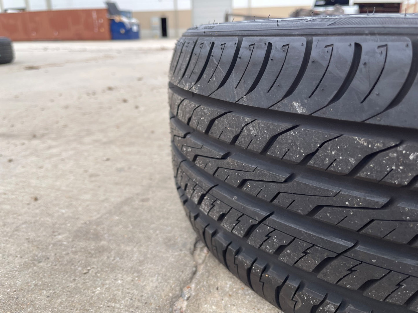 (1) 235/35/19 Ironman imove Gen 3 A/S tire 235/35R19 91W M+S NEW
