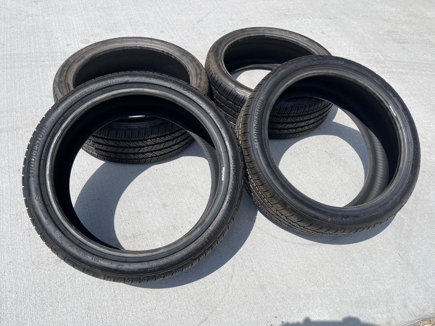 (4) 225/40/19 Bridgestone Turanza LS100A RFT tires 225/40R19 93H