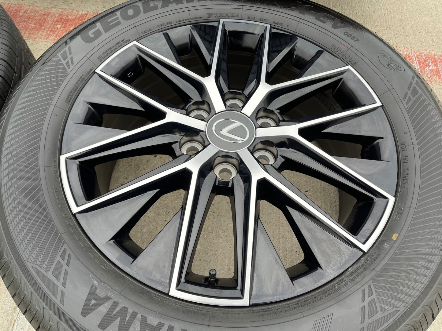 20" Toyota Land Cruiser Tundra OEM wheels rims 10545 Lexus GX550 LX600 tires NEW