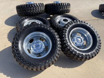 17" Ford F-350 Dually OEM 10477 10478 rims wheels tires SET NEXEN 33"