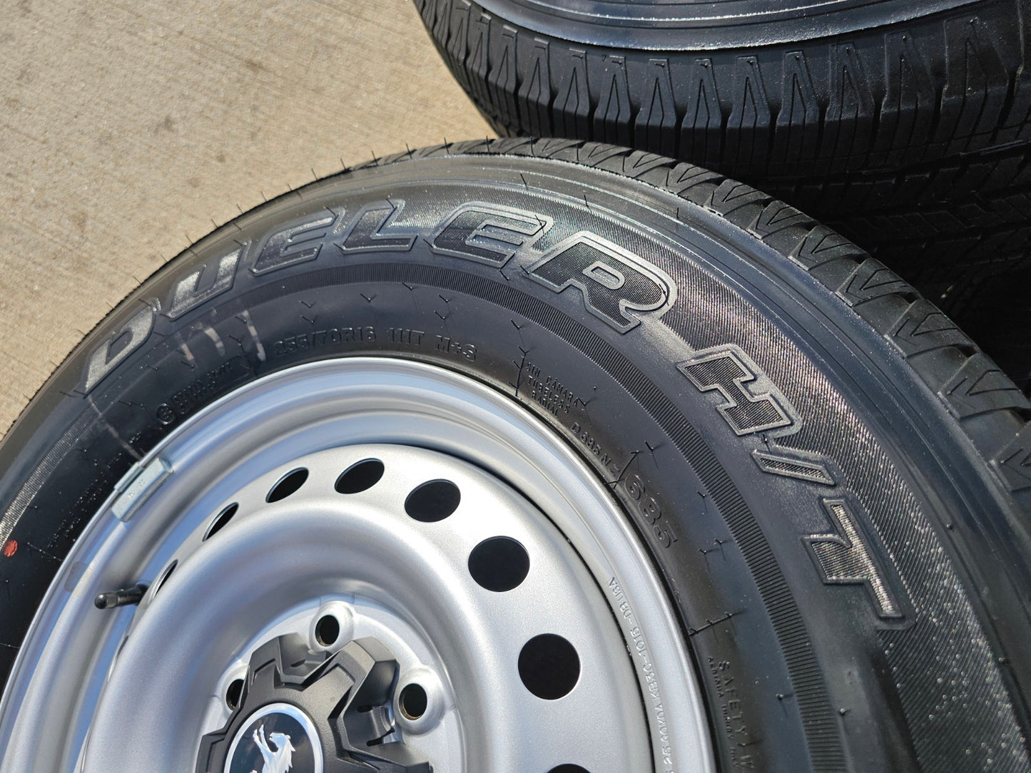16" Ford Bronco steel wheels rims tires 10226 Ranger 2023 2024 2025 2026 NEW