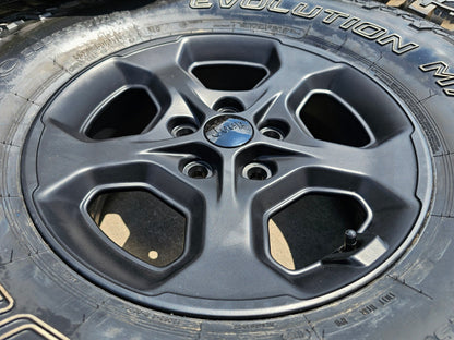 17" Jeep Gladiator RUBICON OEM wheels rims black Wrangler 9236 NEW COOPER 35"