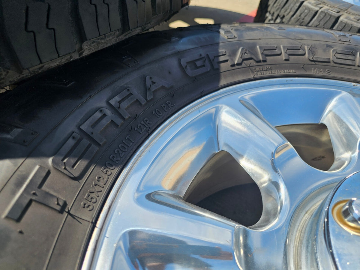 20" Ford F-250 F-350 OEM 3844 LARIAT rims wheels tires NITRO 35"
