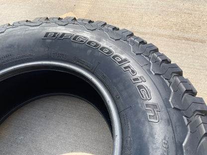 (1) 315/70/17 BFG KO2 A/T tire 315/70R17 LT 10 ply LRC 113S BRAND NEW !!!