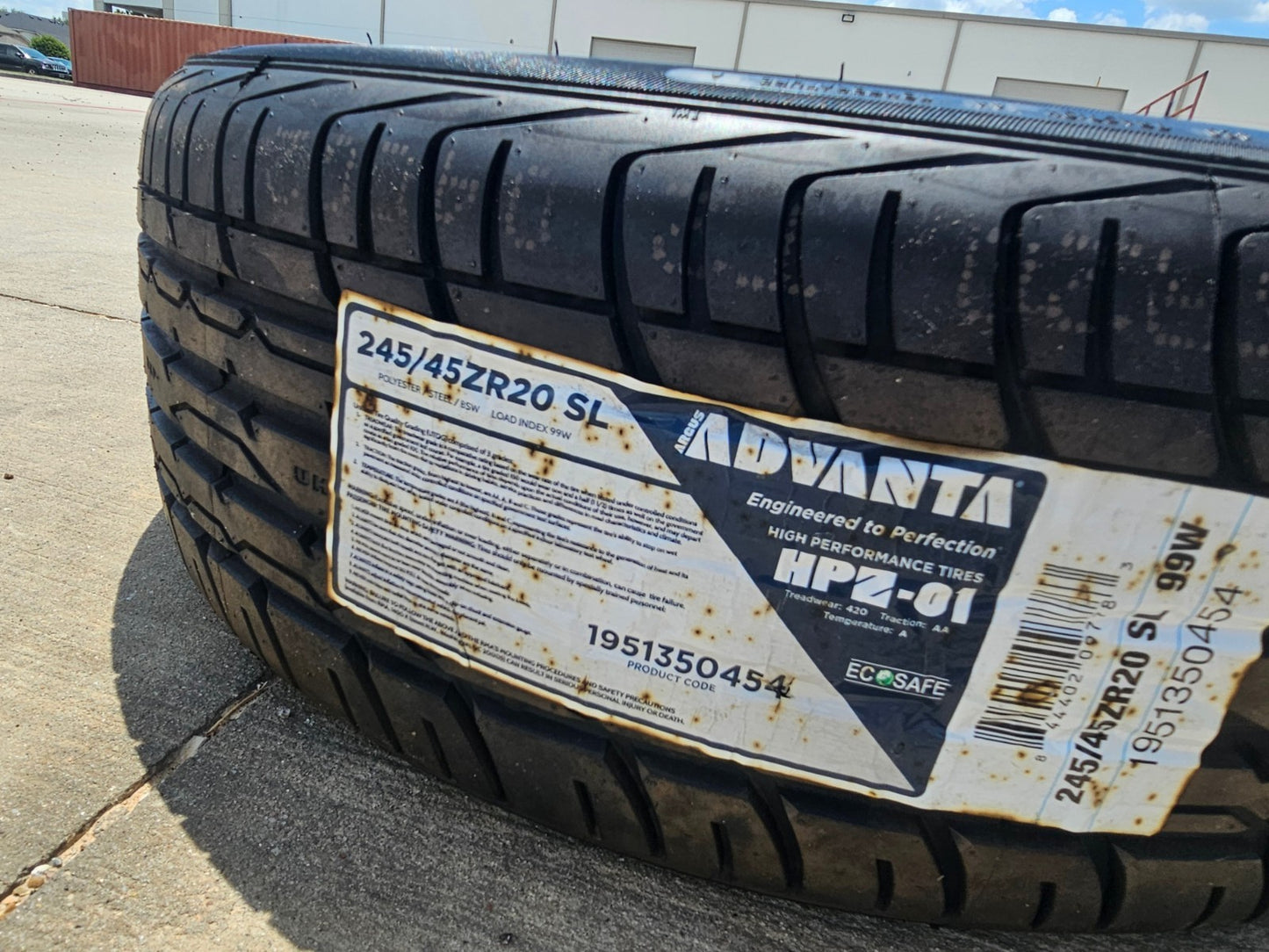 (1) 245/45/20 Advanta HPZ-01 tire SL 245/45R20 99W NEW