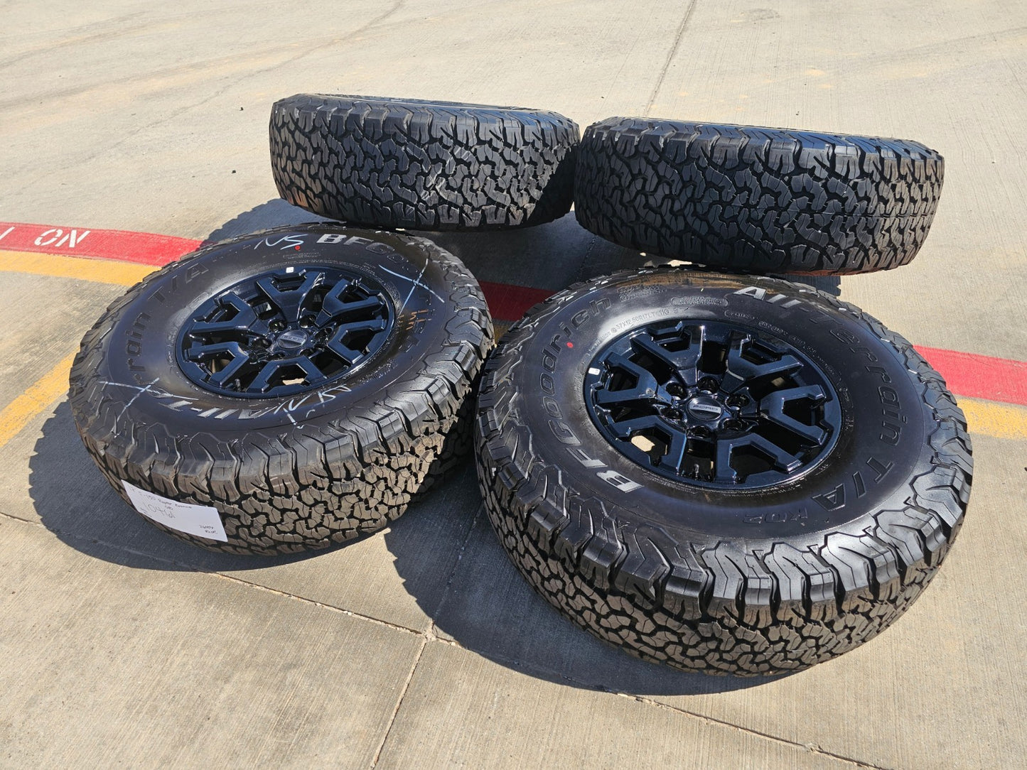 17" Ford F-150 Raptor Bronco OEM 10461 rims wheels 2026 2027 BFG A/T SET 37" NEW