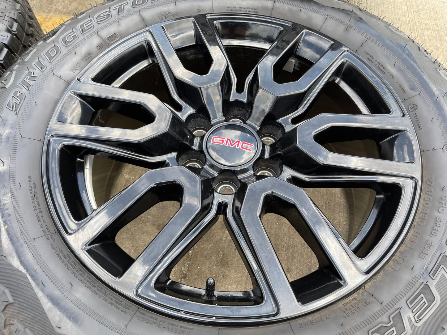 20" GMC Sierra Yukon Chevy OEM black 5914 5918 wheels rims 2023 2024 2025 2026