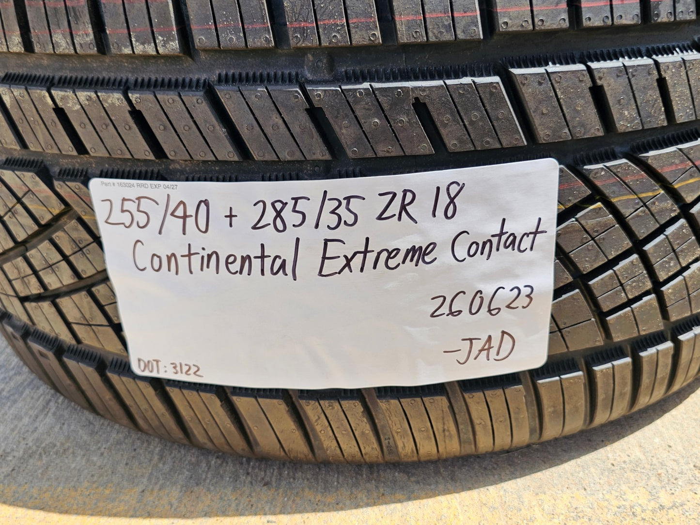 (2) 255/40/18 + (2) 285/35/18 Continental Extreme Contact tires 99Y M+S XL NEW