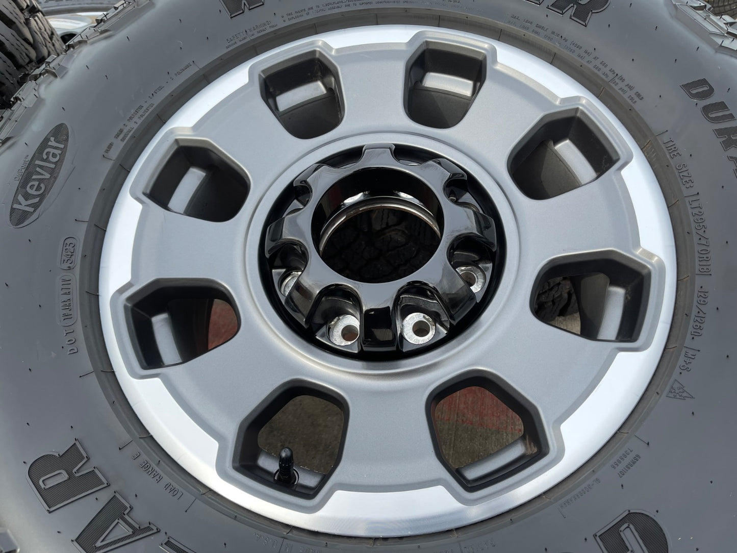 18" Ford F-250 F-350 OEM TREMOR rims wheels 10482 tires 35" DURATRAC R/T