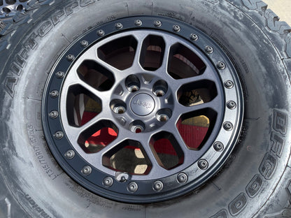 17" Jeep Wrangler 392 Gladiator Rubicon OEM BEADLOCK wheels rims BFG 35"