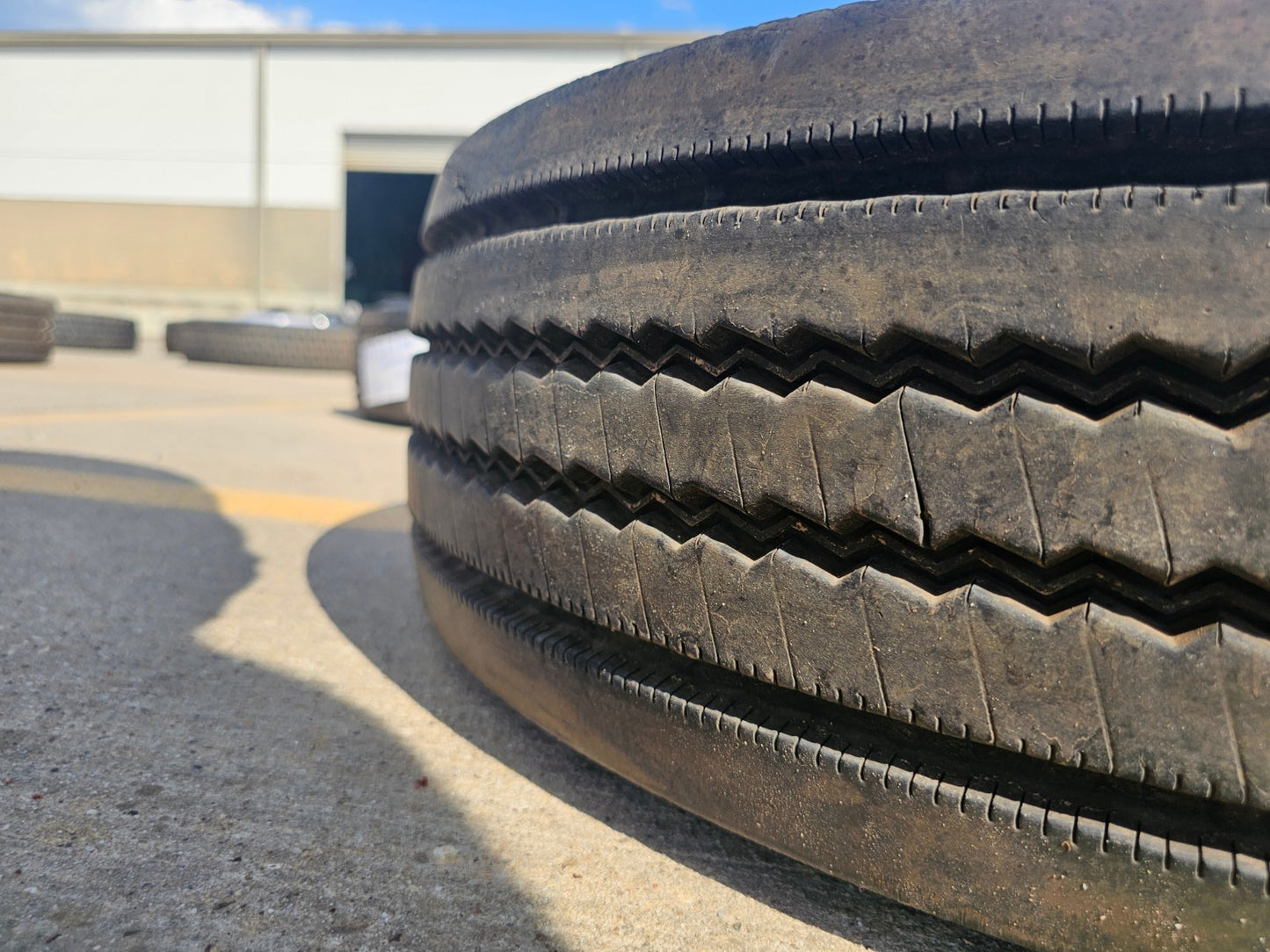 19.5" Ford F-450 F-550 Dually rim RAM 4500 OEM 10x225 spare MICHELIN