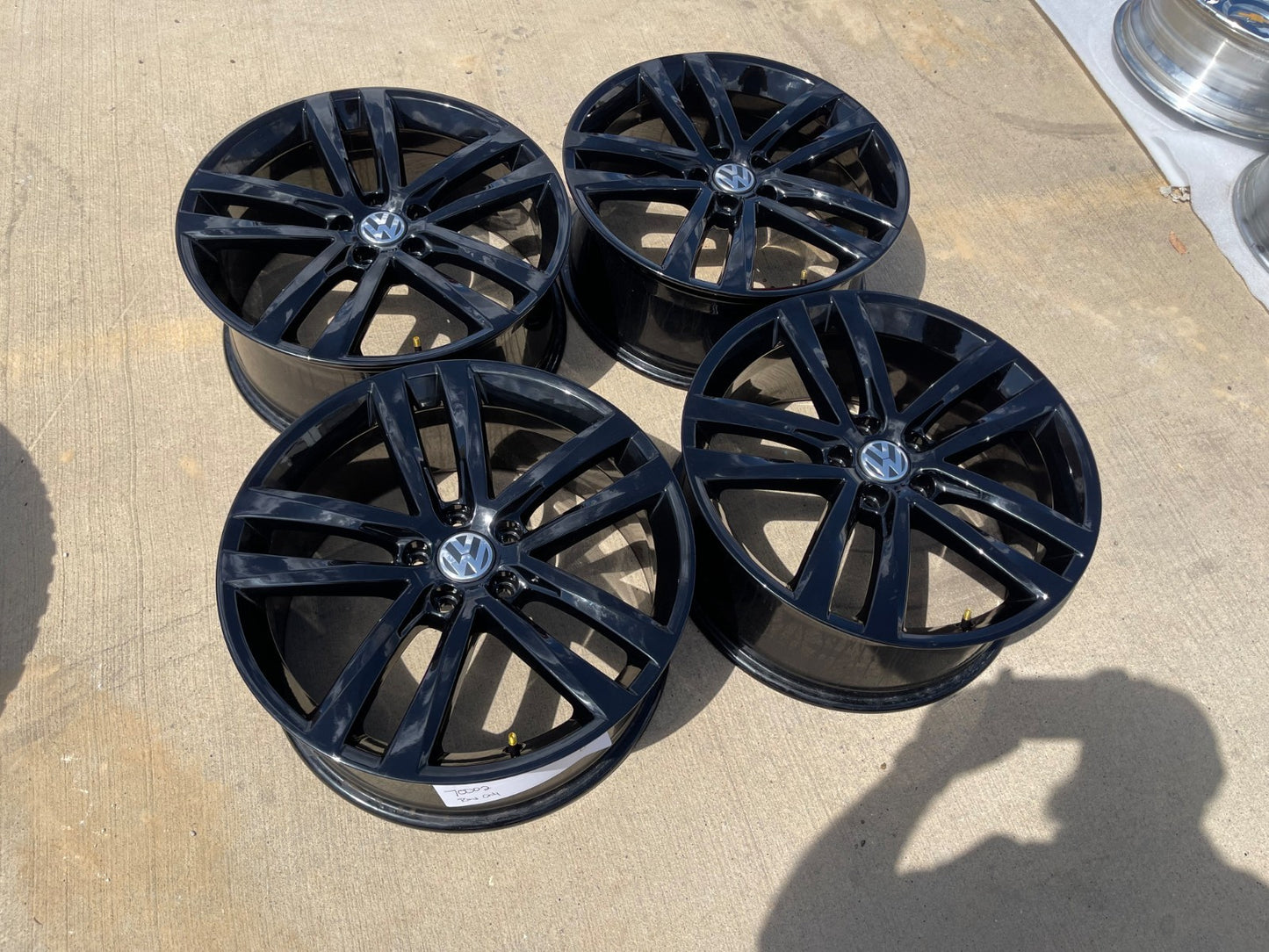 19" VW Atlas Tiguan Passat Golf GTI Jetta OEM 70002 Salvador black wheels rims