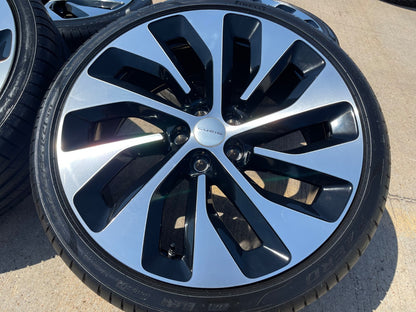 21" Lucid Air Grand Touring OEM 95542 95543 wheels rims black tires PIRELLI NEW