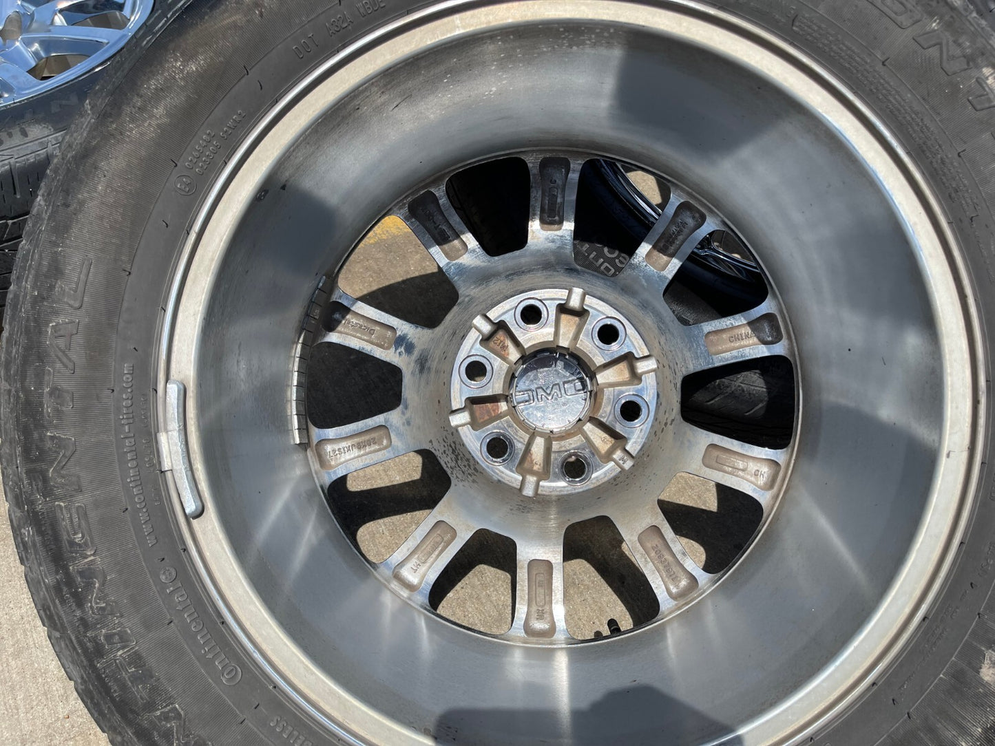 20" GMC Sierra Yukon DENALI OEM CHROME wheels rims 5644 tires