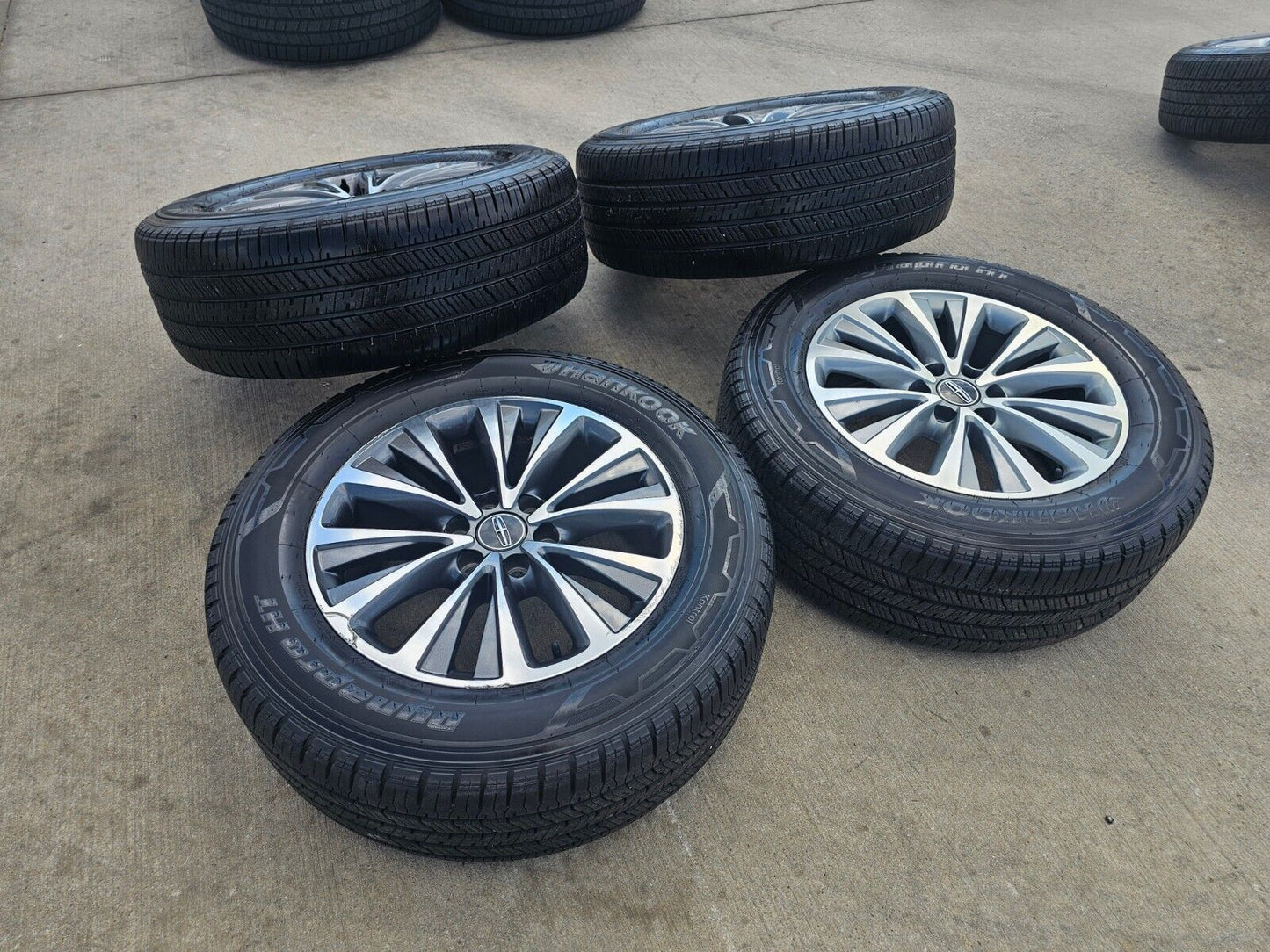 20" Lincoln Navigator OEM rims wheels 10024 tires 2015 2016 2017 2018 2021 2022