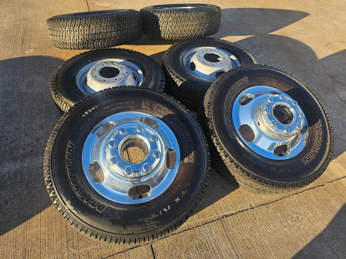 17" Ford F-350 Dually OEM 10477 10478 rims wheels MICHELIN 2023 2024 2025 2026
