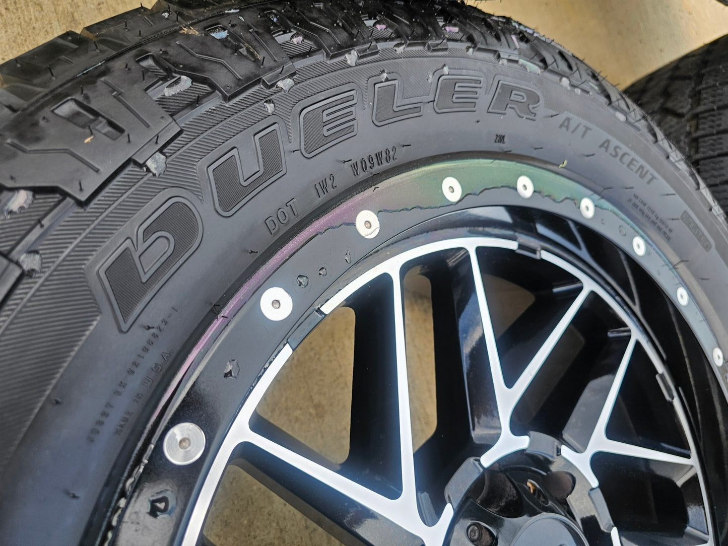 20x9 20" MOTO METAL MO985 Breakout Silverado RAM Tacoma wheels rims 6x139 6x5.5