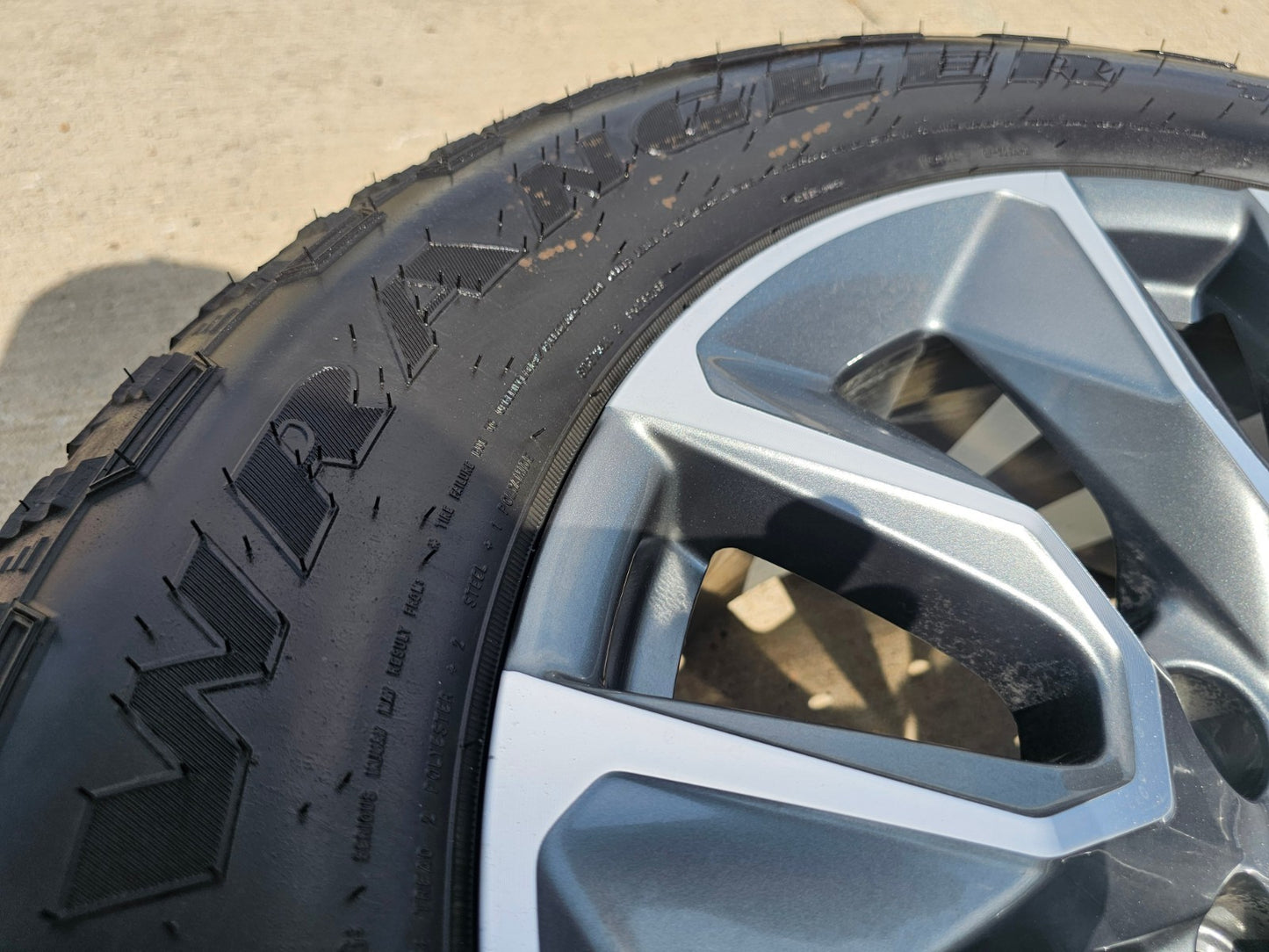 20" Chevy Silverado 1500 Tahoe OEM 5915 5916 wheels rims SET 2026 GOODYEAR
