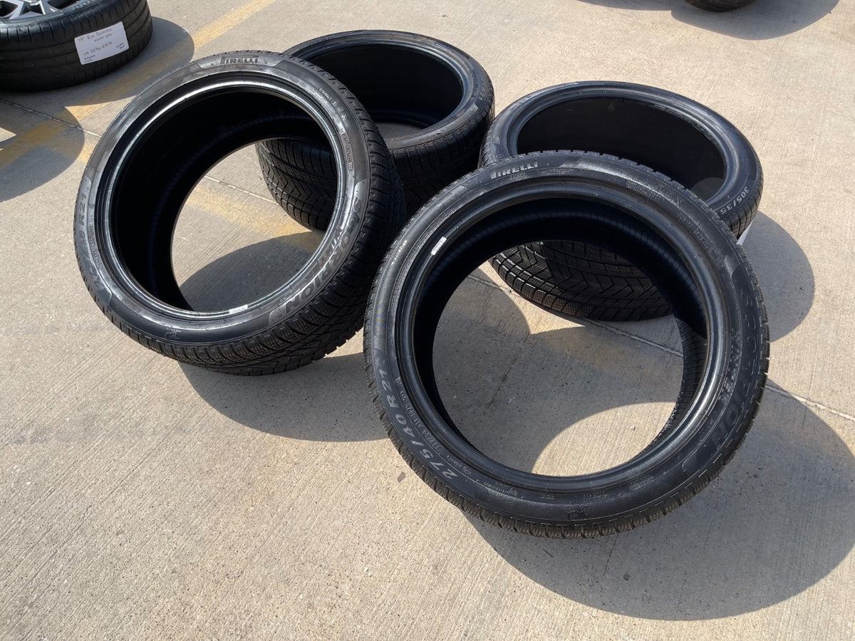(2) 275/40/21 + (2) 305/35/21 Pirelli Winter 109V XL M+S tires