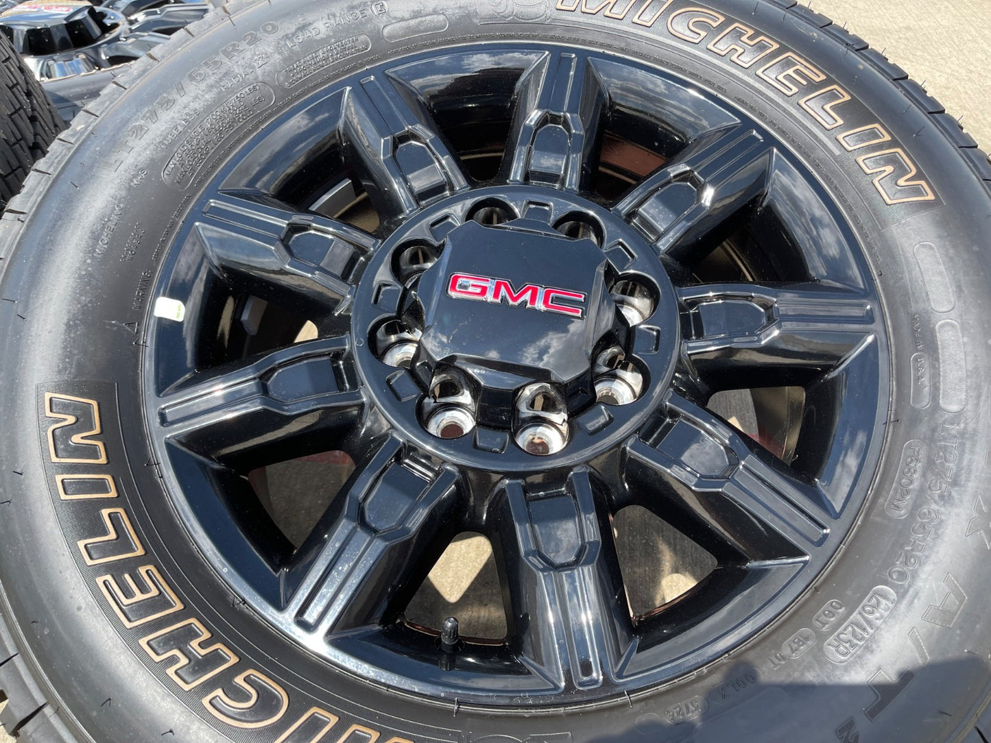 20" GMC Sierra AT4X 2500 3500 OEM 14137 5963 wheels rims Silverado NEW MICHELIN