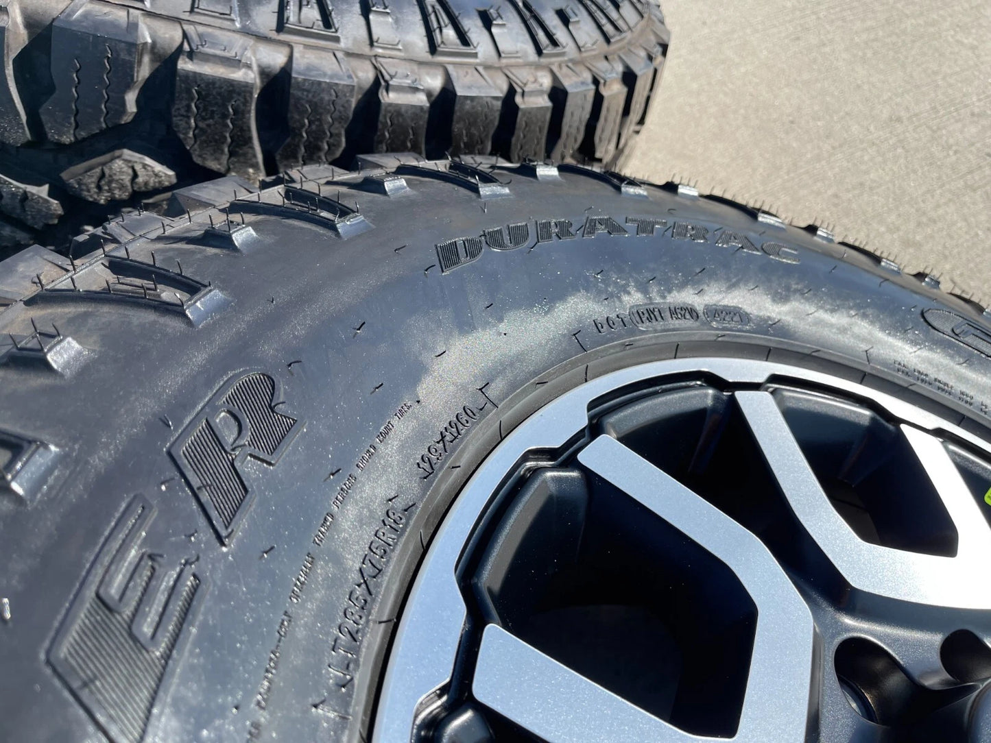 18" Ram 2500 3500 LARAMIE OEM wheels rims 2694 tires 35" DURATRAC NEW