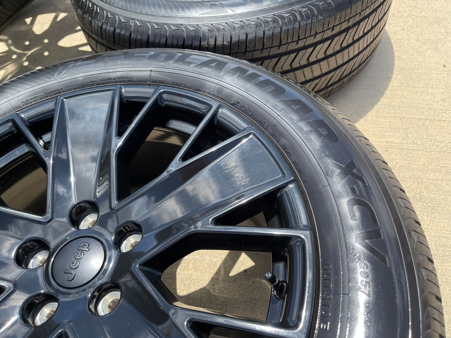 20" Jeep Grand Cherokee L OEM wheels rims Durango SET 2024 2025 2026 2027 NEW