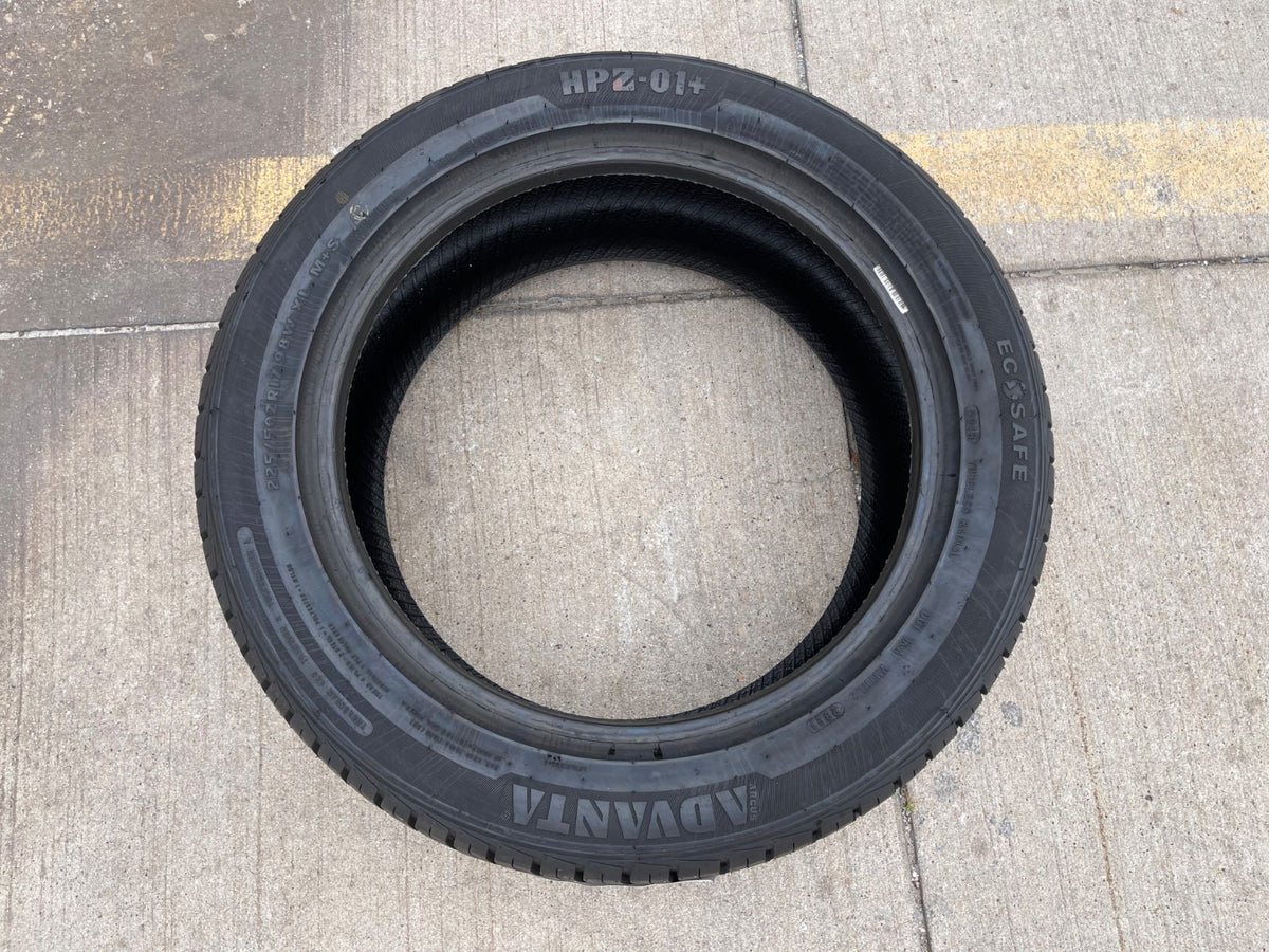 (1) 225/50/17 Advanta HPZ-01+ tire 225/50R17 98W XL M+S NEW
