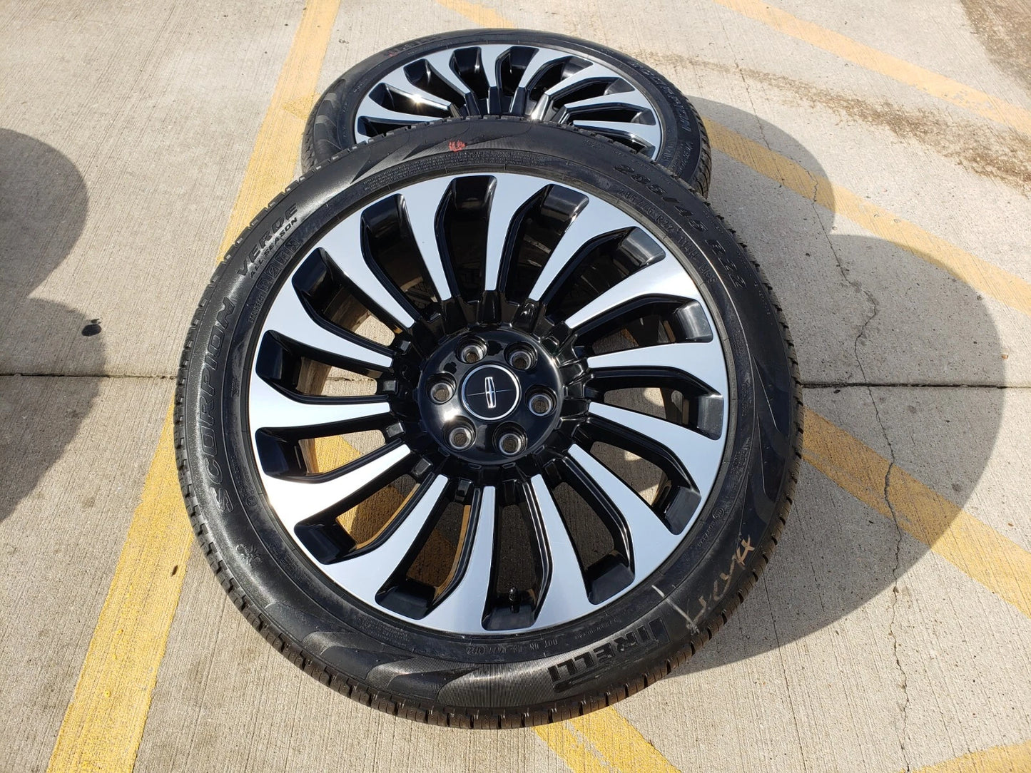22" Lincoln Navigator BLACK LABEL OEM 10499 95383 rim wheel SPARE 2022 2023 2024