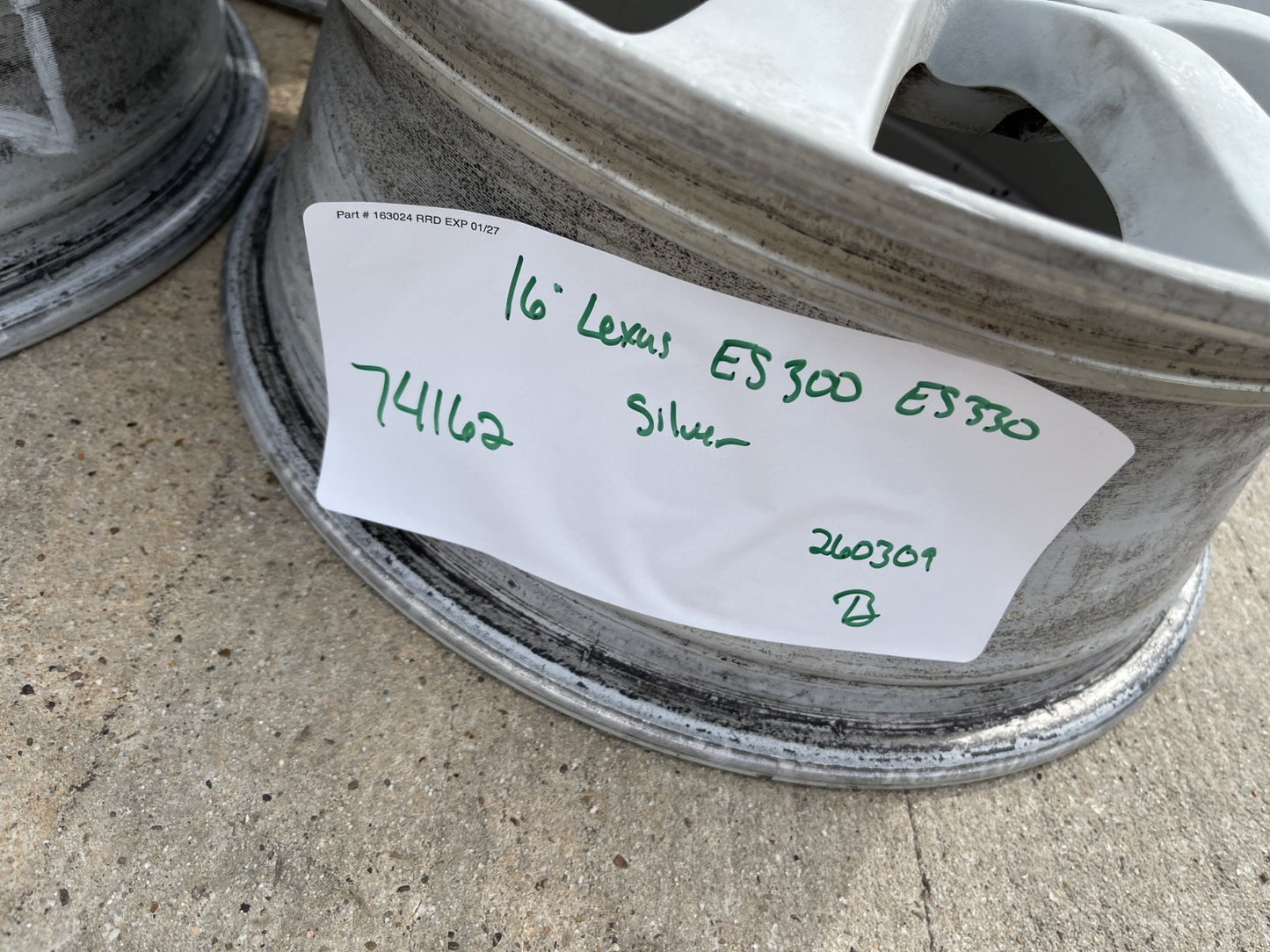 16" Lexus ES300 ES350 OEM wheel rim 74162 Camry Avalon Spare