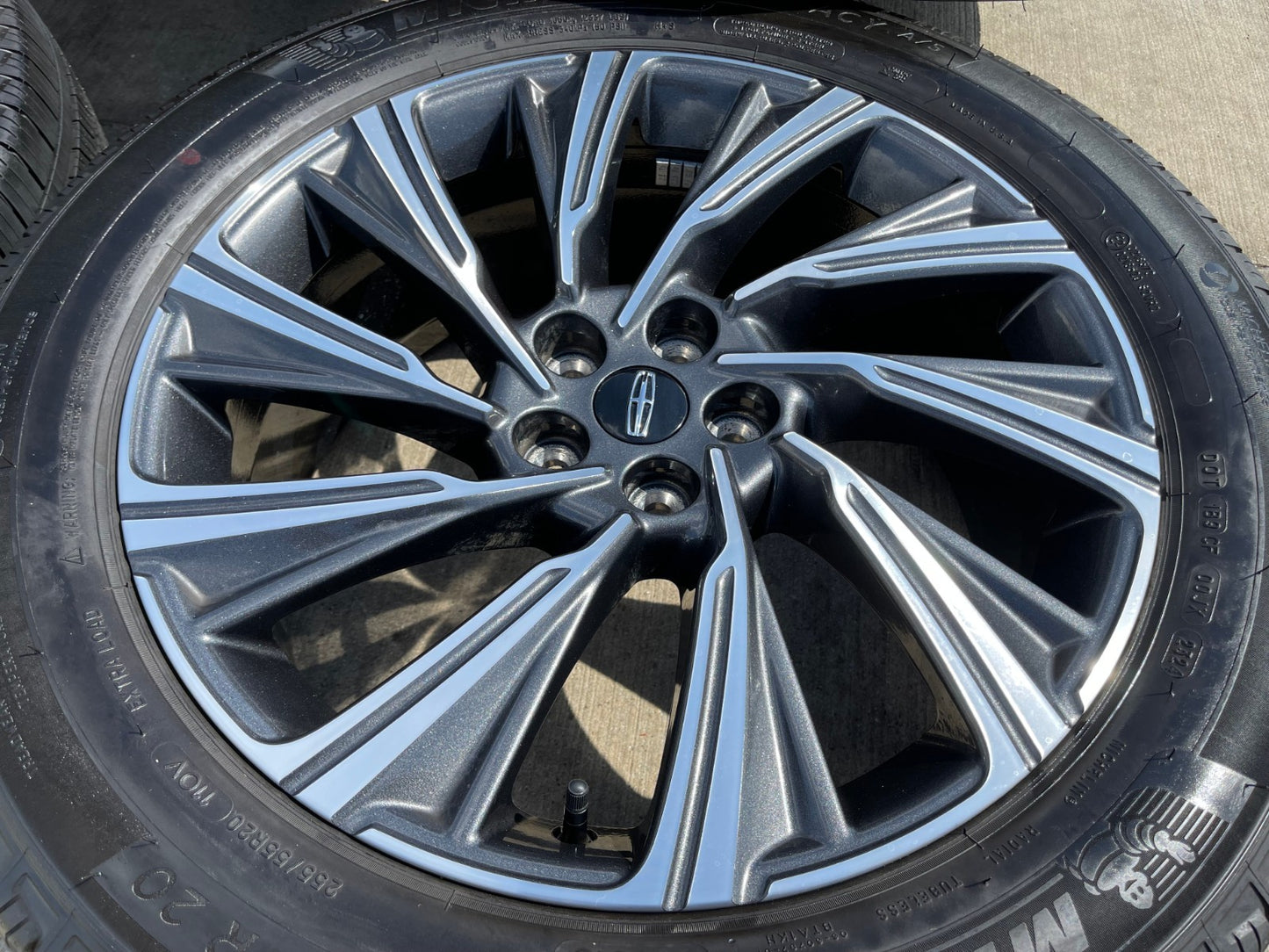 20" Lincoln Aviator OEM rims wheels 10188 Ford Explorer 2023 2024 2025 2026