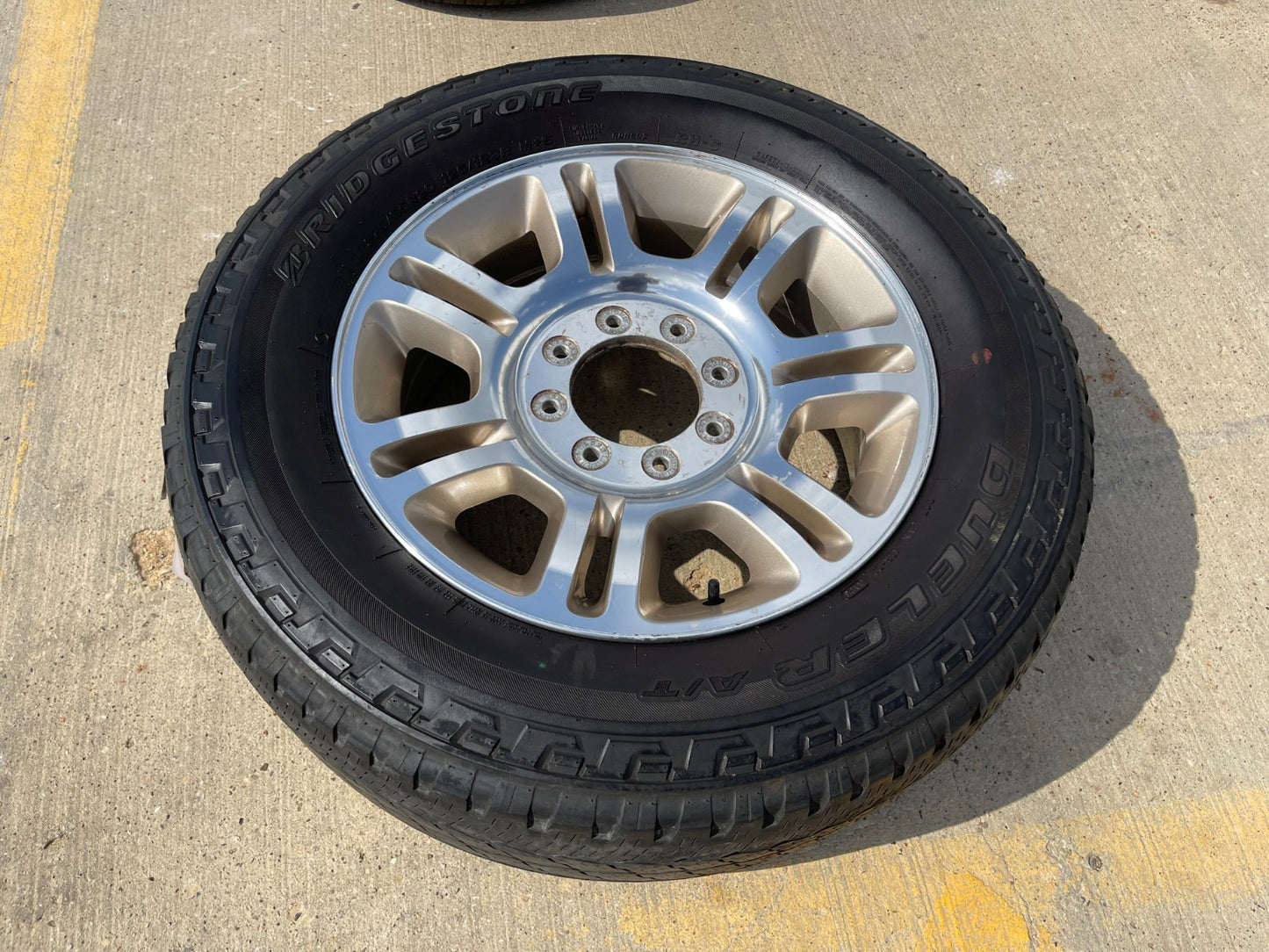20" Ford F-250 F-350 OEM 3951 3845 KING RANCH rim wheel tire BRIDGESTONE A/T