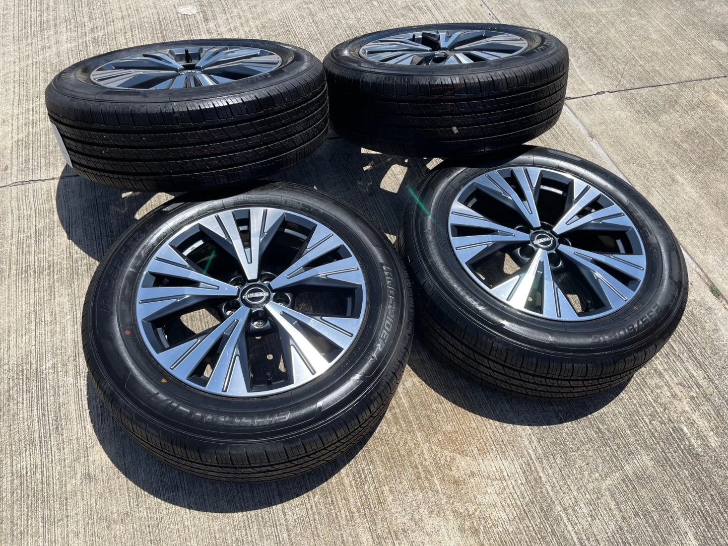 18" Nissan Murano Pathfinder FX35 FX45 QX60 OEM 62828 wheels rims 2023 2024 2025