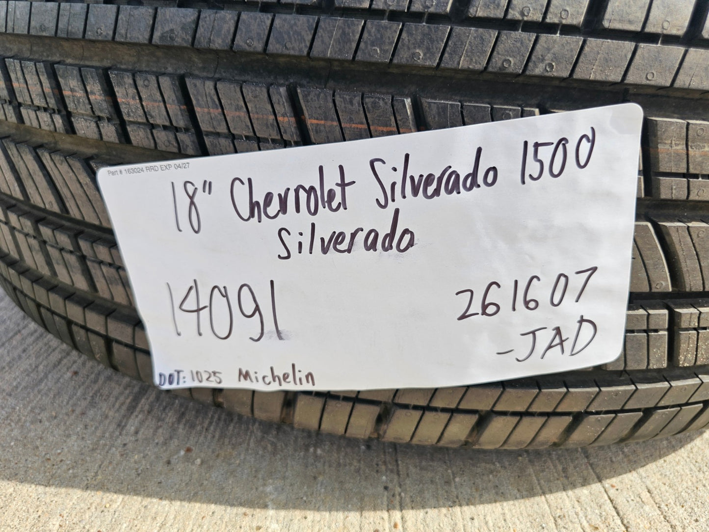 18" Chevy Silverado Suburban Tahoe OEM 14091 wheels rims GMC SET MICHELIN NEW