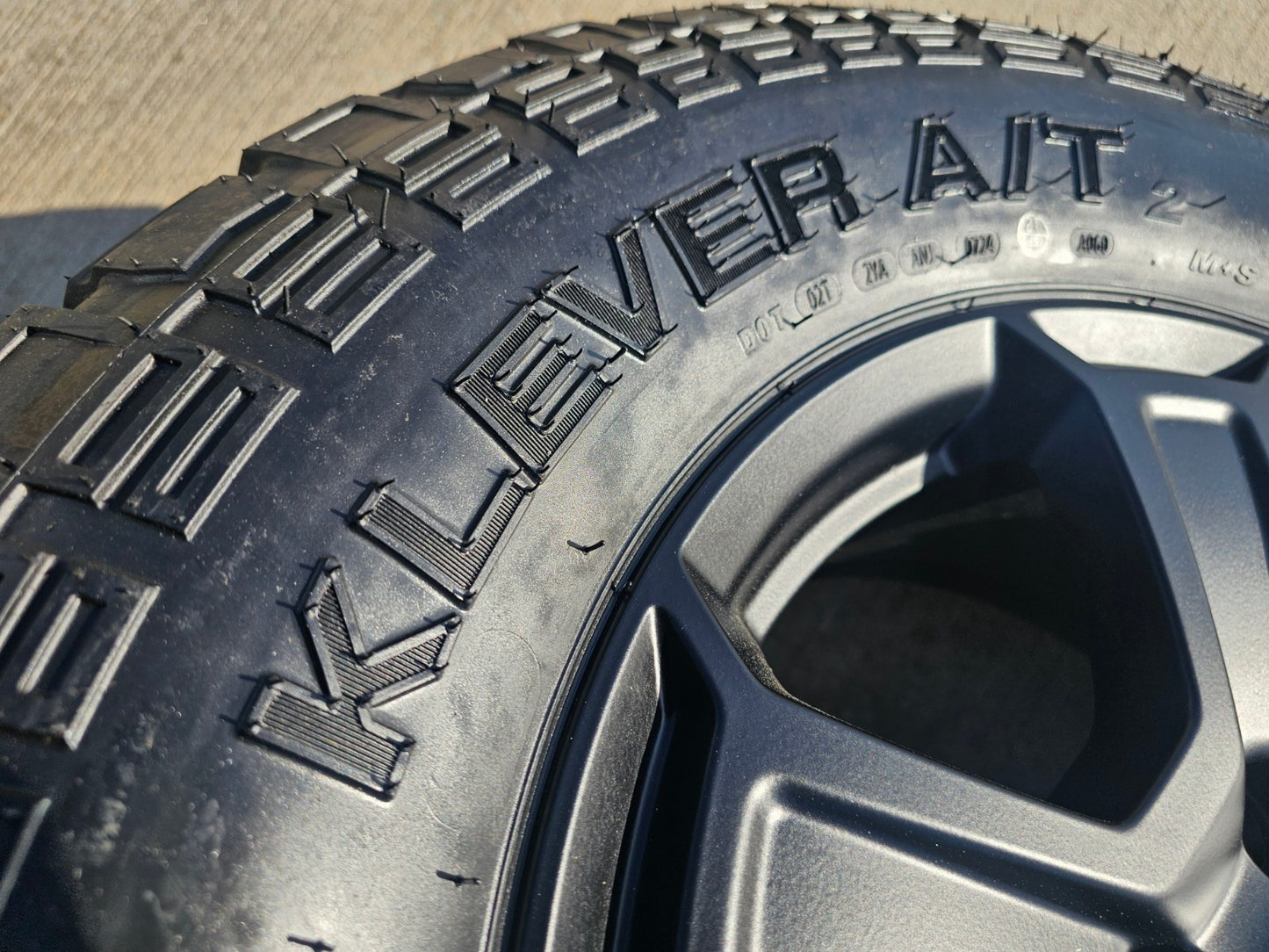 17" Jeep Wrangler Rubicon OEM wheels rims 9216 Gladiator KENDA KLEVER A/T2 NEW
