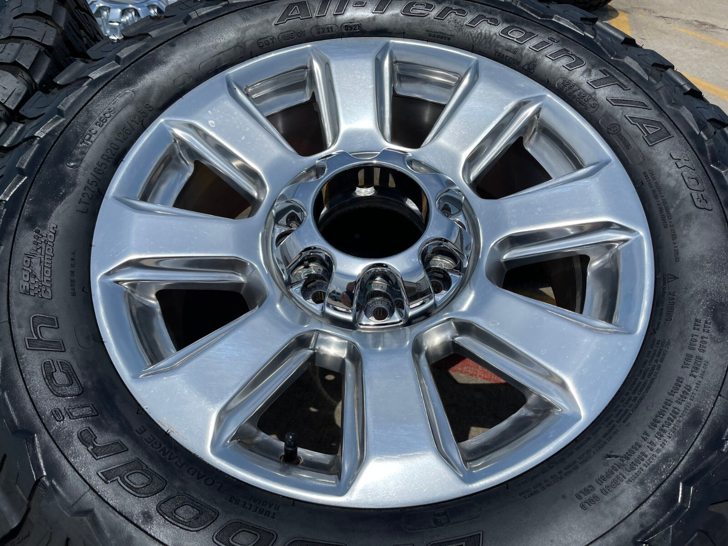 20" Ford F-250 F-350 Platinum OEM rims wheels 10103 tires BFG KO3 A/T