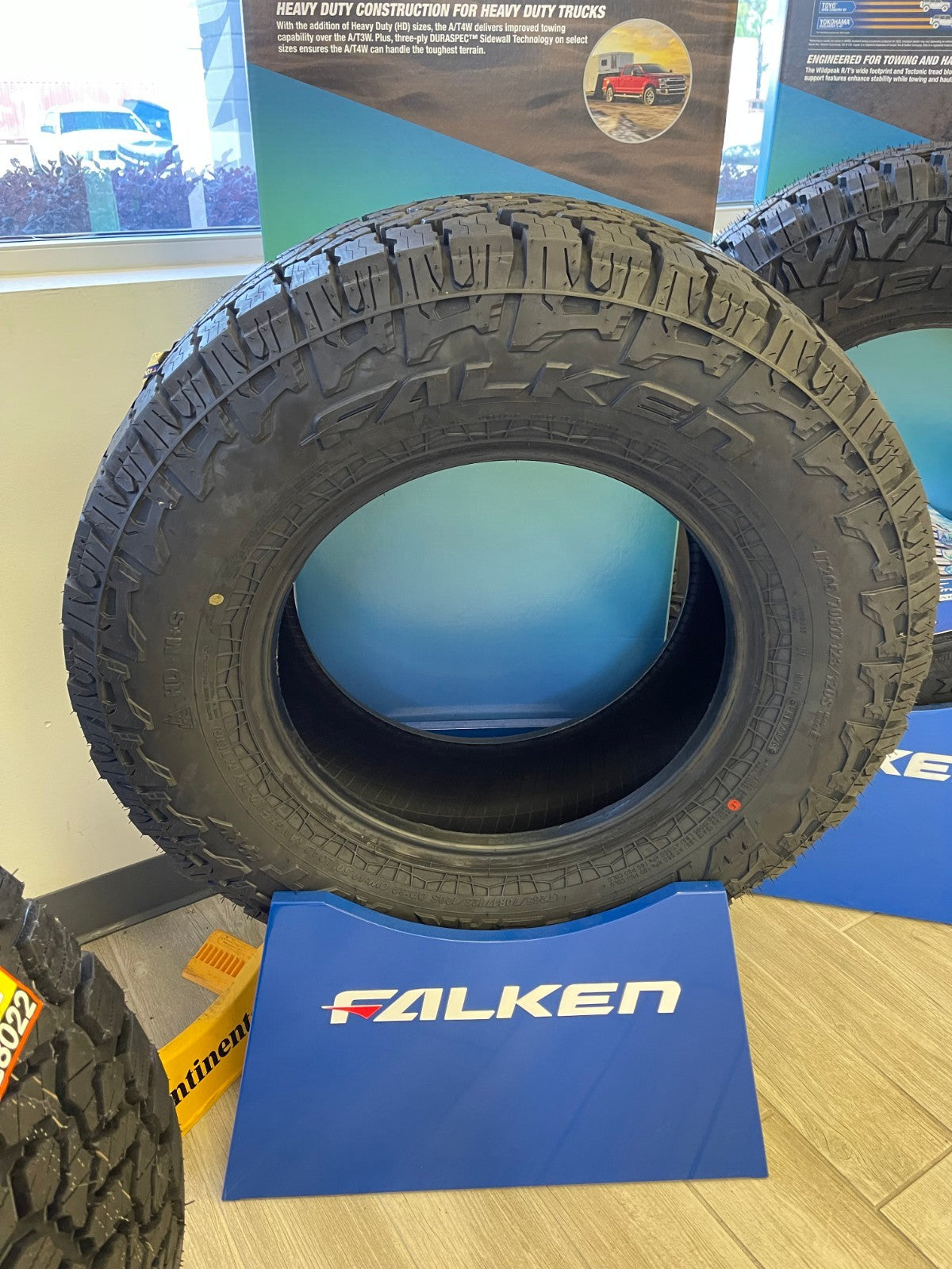 (1) 265/70/17 Falken Wildpeak A/T4 AT4W tire LT 10 ply load range E HD NEW