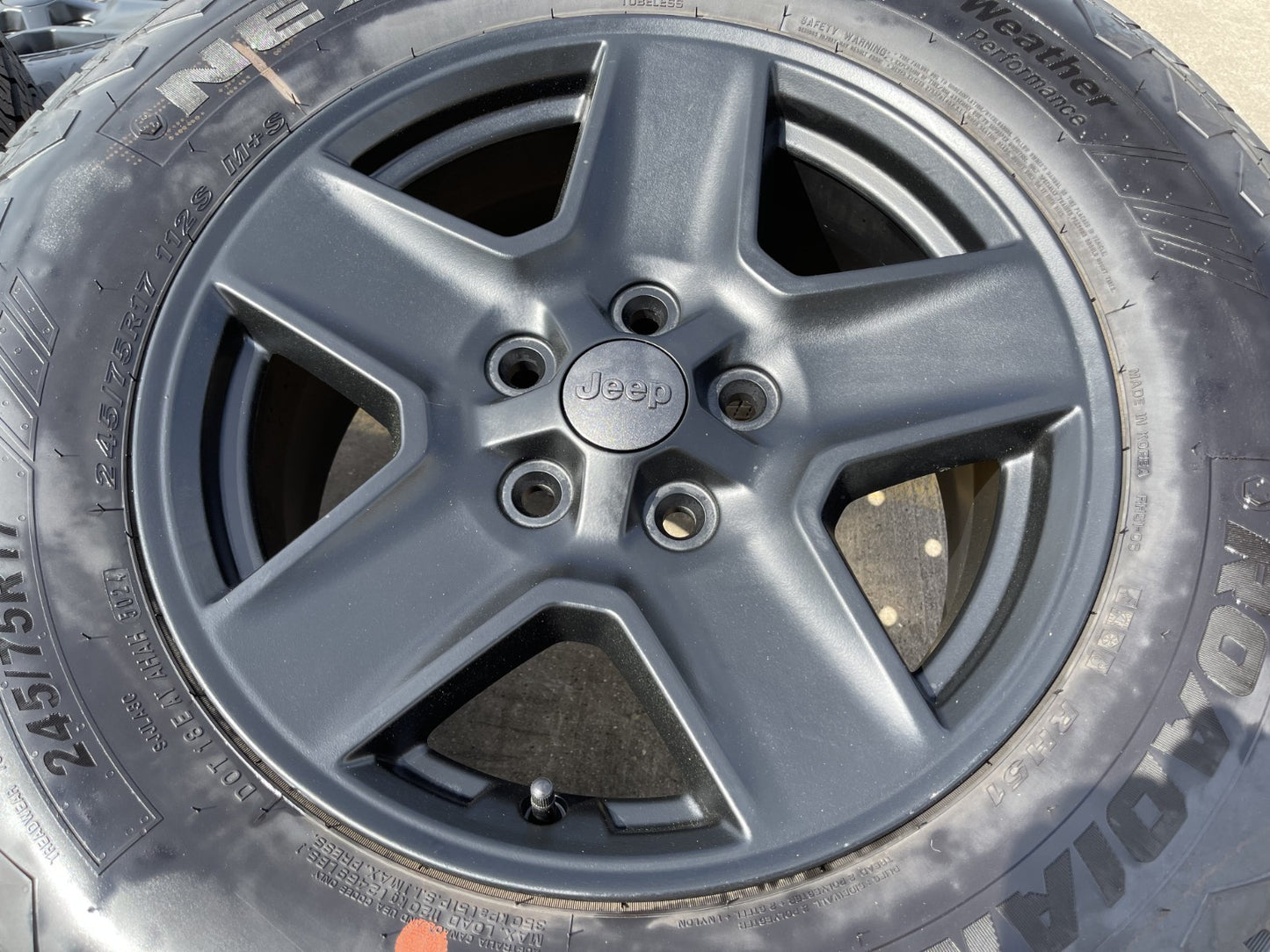17" Jeep Gladiator BLACK OEM wheels rims 9235 Wrangler 2024 2025 2026 NEW