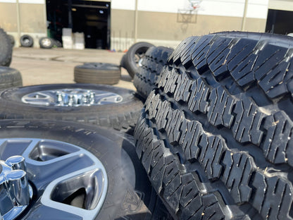 18" Ford F-250 F-350 Lariat FX-4 OEM wheels 10480 10298 tires BRIDGESTONE A/T