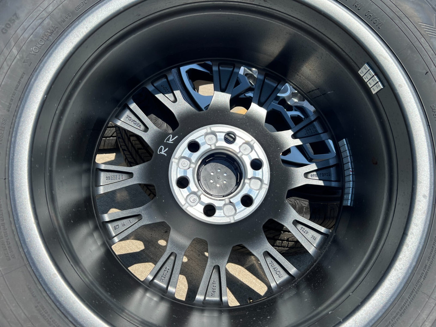 20" Toyota Tundra Platinum OEM wheels rims 95295 75276 Sequoia 2024 2025 NEW