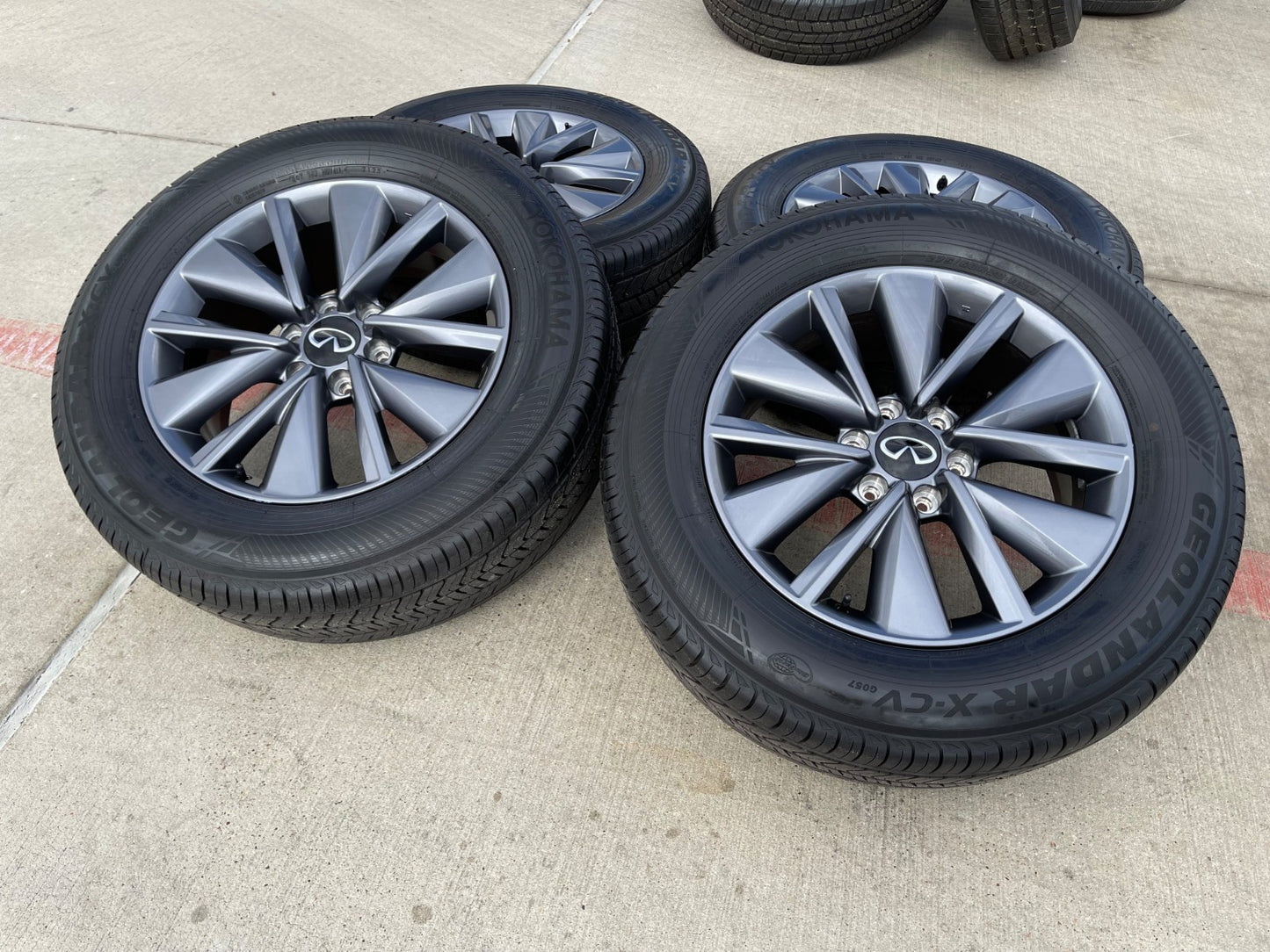 20" Infiniti QX56 QX80 OEM wheels rims Nissan Titan Armada tires NEW 2025 2026