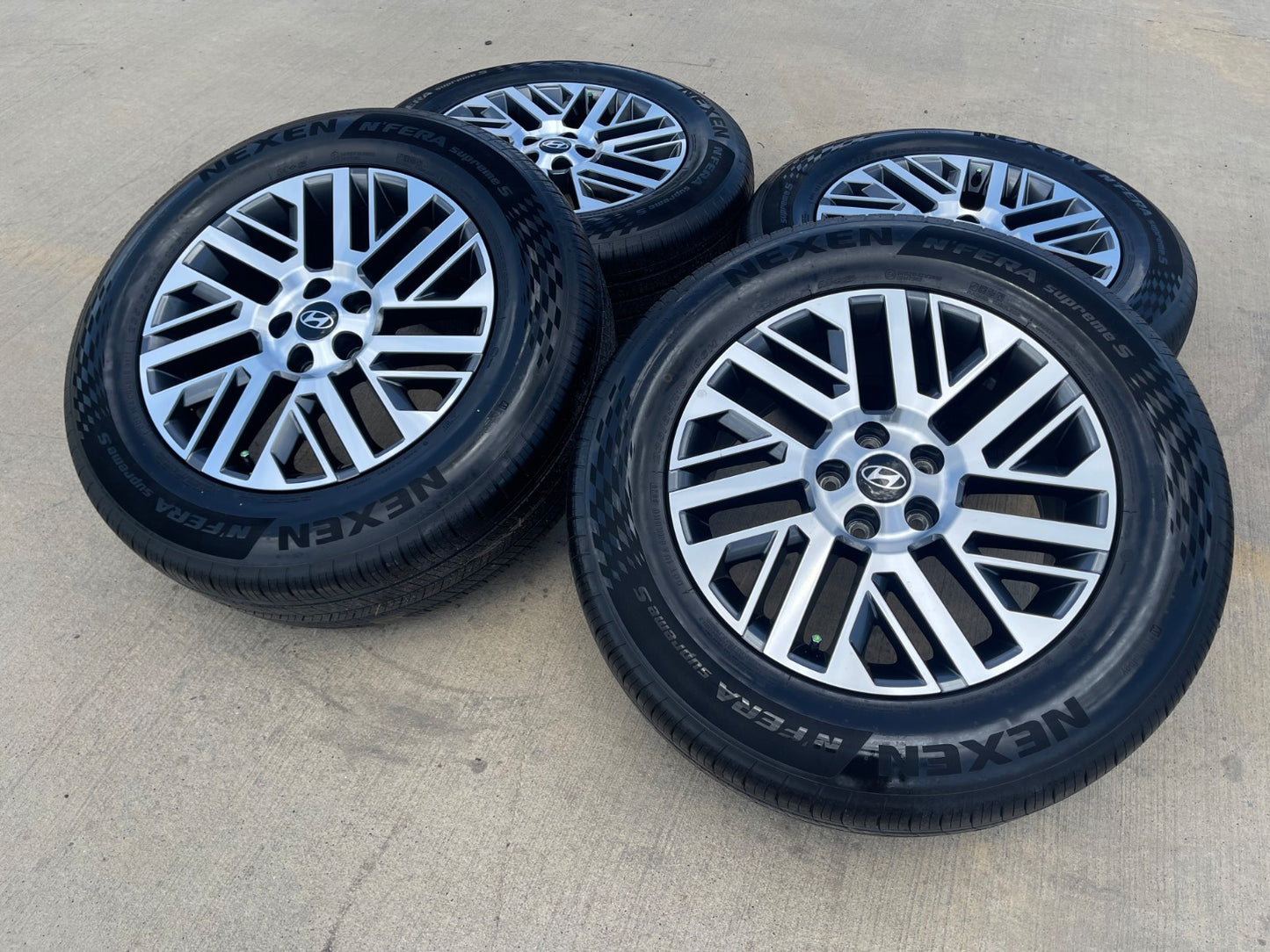 18" Hyundai Palisade Calligraphy OEM 94344 wheels rims 2025 2026 2027 SET NEW