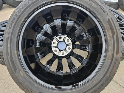 22" GMC Yukon Sierra DENALI OEM wheels rims 14025 97000 tires 2022 2023 2024 NEW
