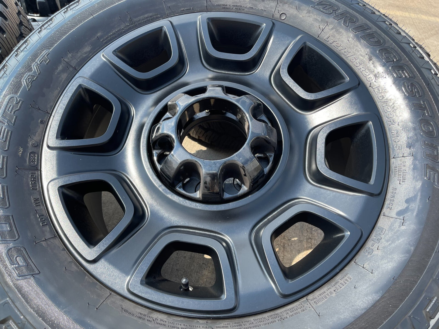 20" Ford F-250 F-350 OEM Lariat Platinum wheels rims 10486 tires 2025 2026 NEW