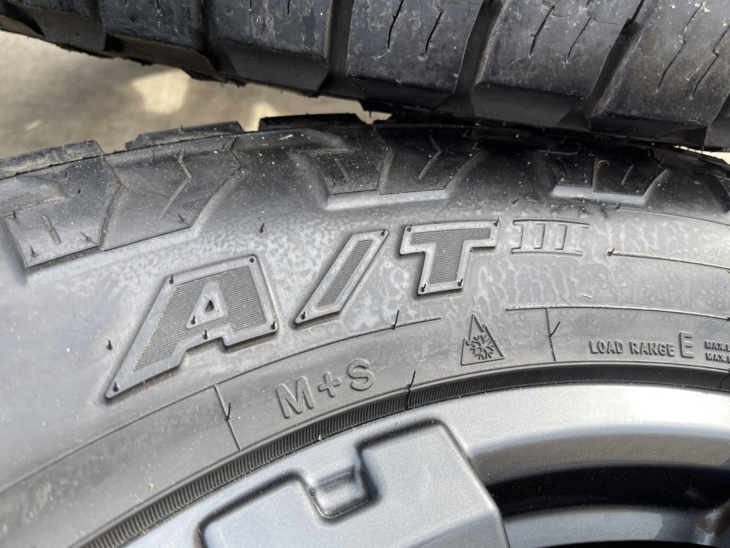 20" Ford F-250 F-350 OEM 10296 10485 Lariat wheels rims 2023 2024 2025 2026 TOYO