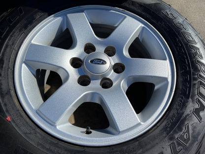 17" Ford F-150 Expedition OEM rims wheels 3661 tires NEW PIRELLI A/T