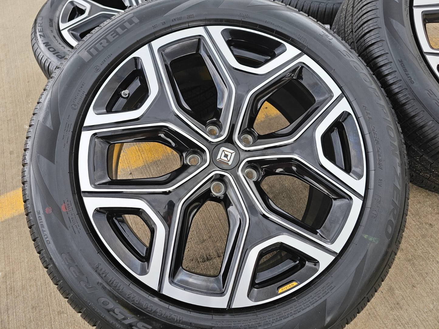 22" Rivian R1T R1S OEM wheels rims tires PT00001895 2022 2023 2024 2025 2026 NEW